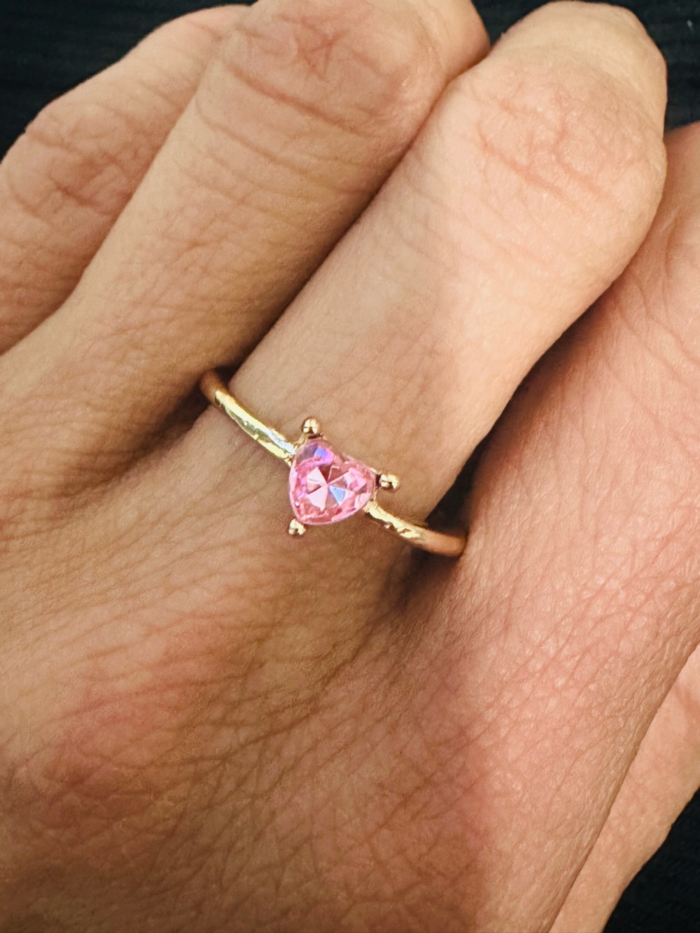 Beautiful mini heart ring